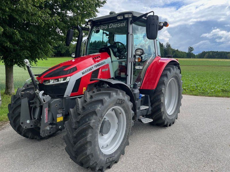 Massey Ferguson 5S.125 Dyna-4 Efficient