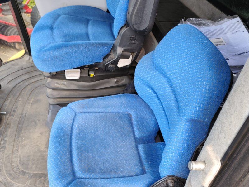 New Holland CR 9080 Eleion