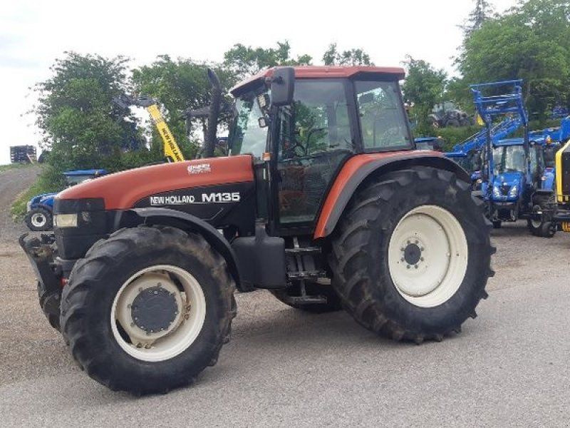 New Holland M 135/8360