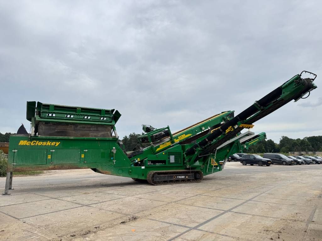 McCloskey S130 2D - TOP Condition / 3 conveyors