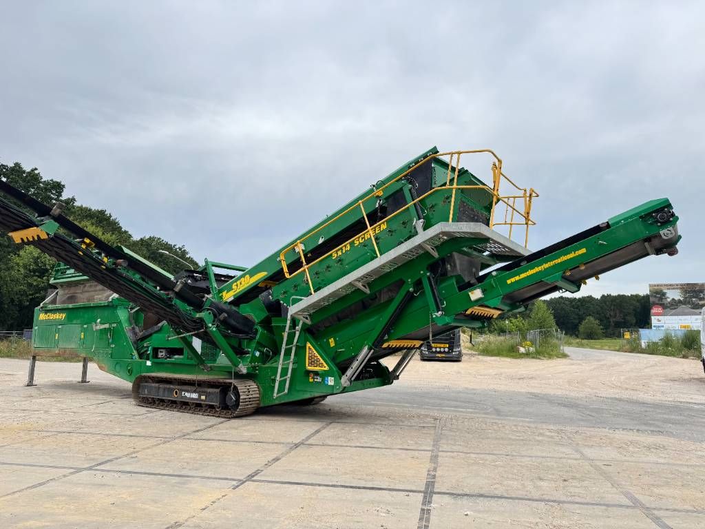 McCloskey S130 2D - TOP Condition / 3 conveyors