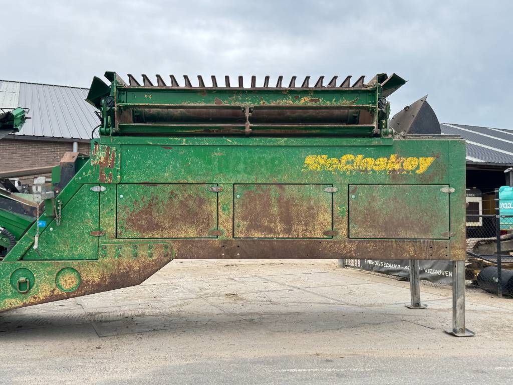 McCloskey S130 2D - TOP Condition / 3 conveyors