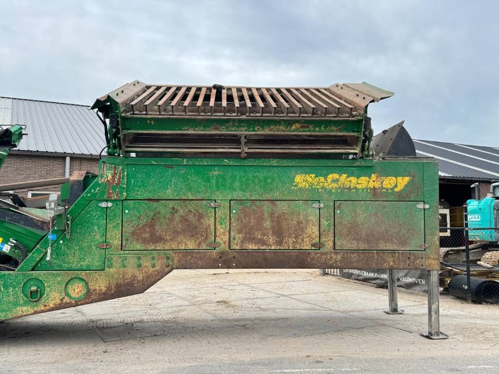 McCloskey S130 2D - TOP Condition / 3 conveyors