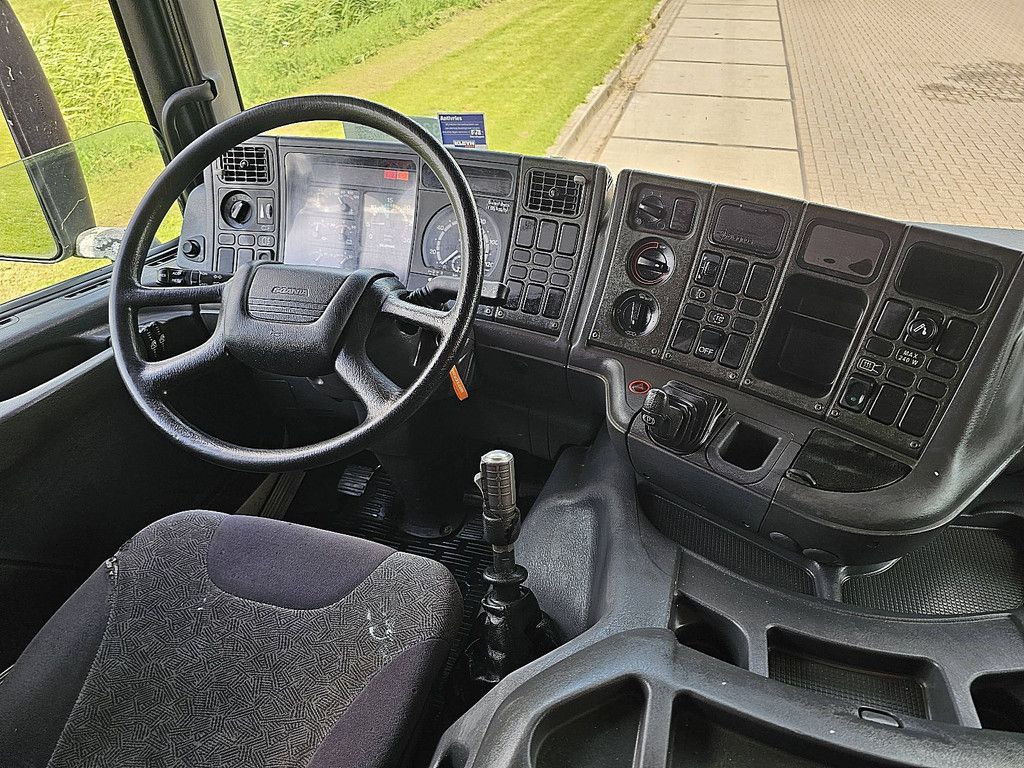 SCANIA P94.230