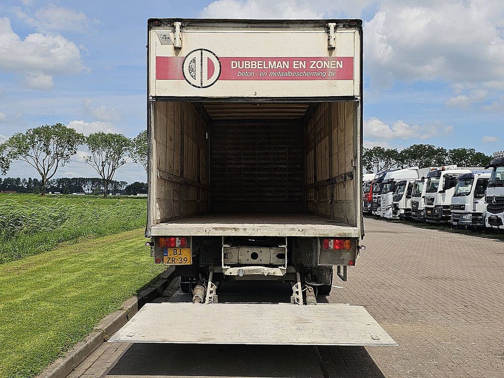 SCANIA P94.230