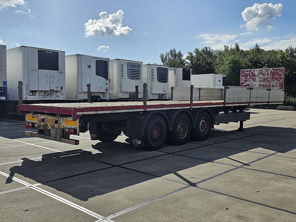 PACTON T3-009 with boards