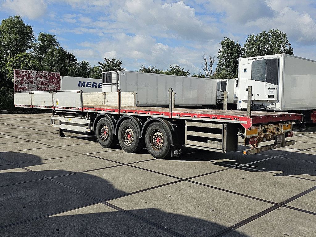 PACTON T3-009 with boards