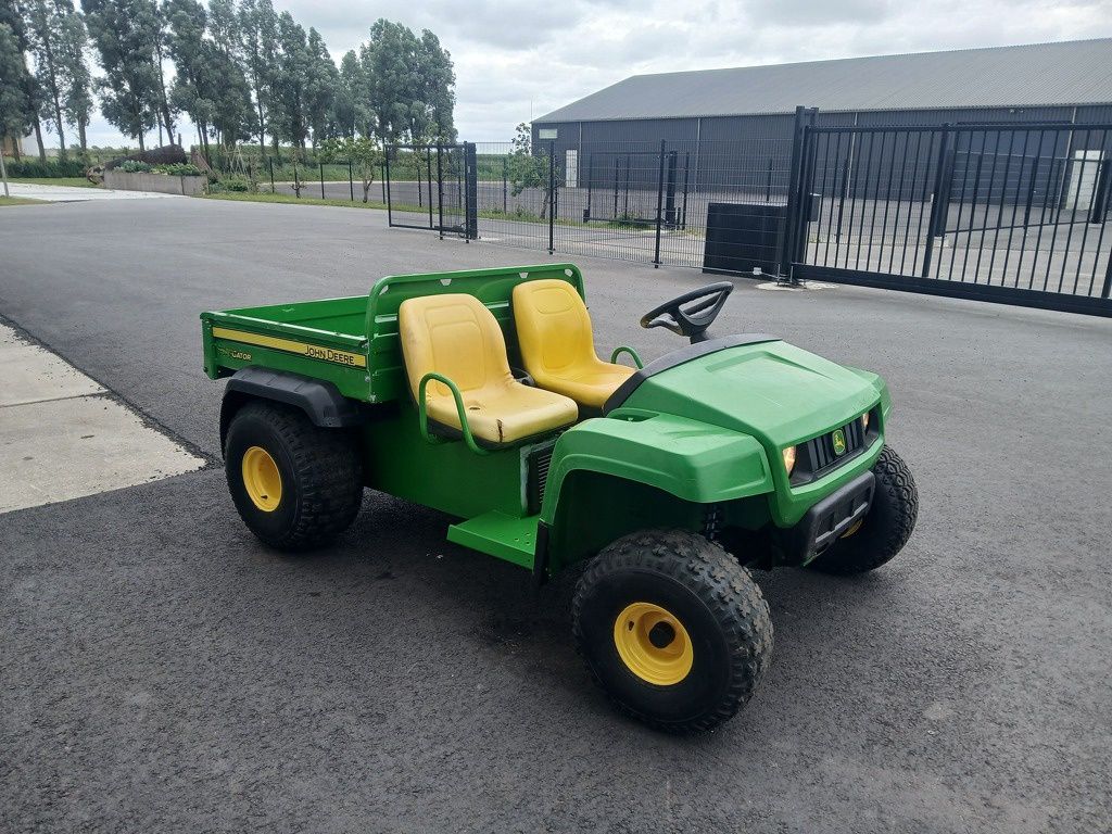 John deere Gator
