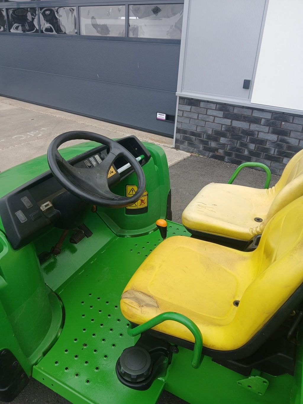 John deere Gator