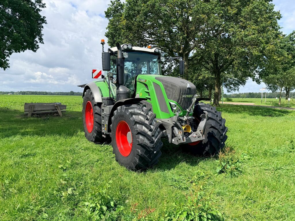 Fendt 828 S4 Profi Plus
