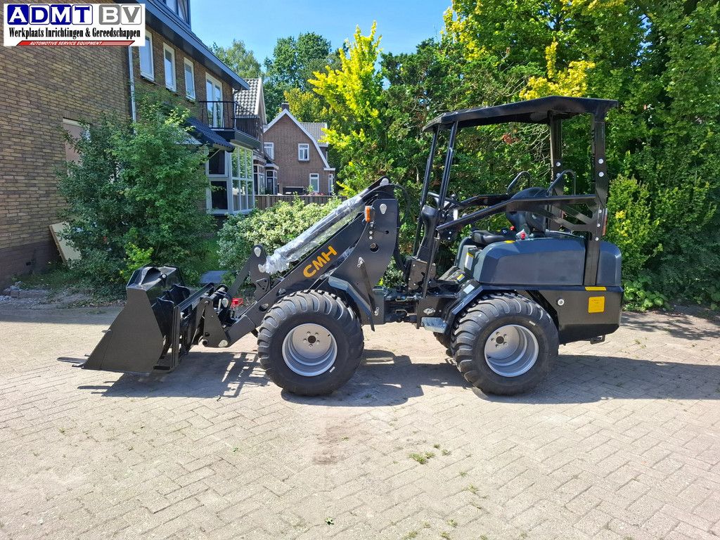 CMH 960 Mini loader 2tons ( Kubota 1105D )