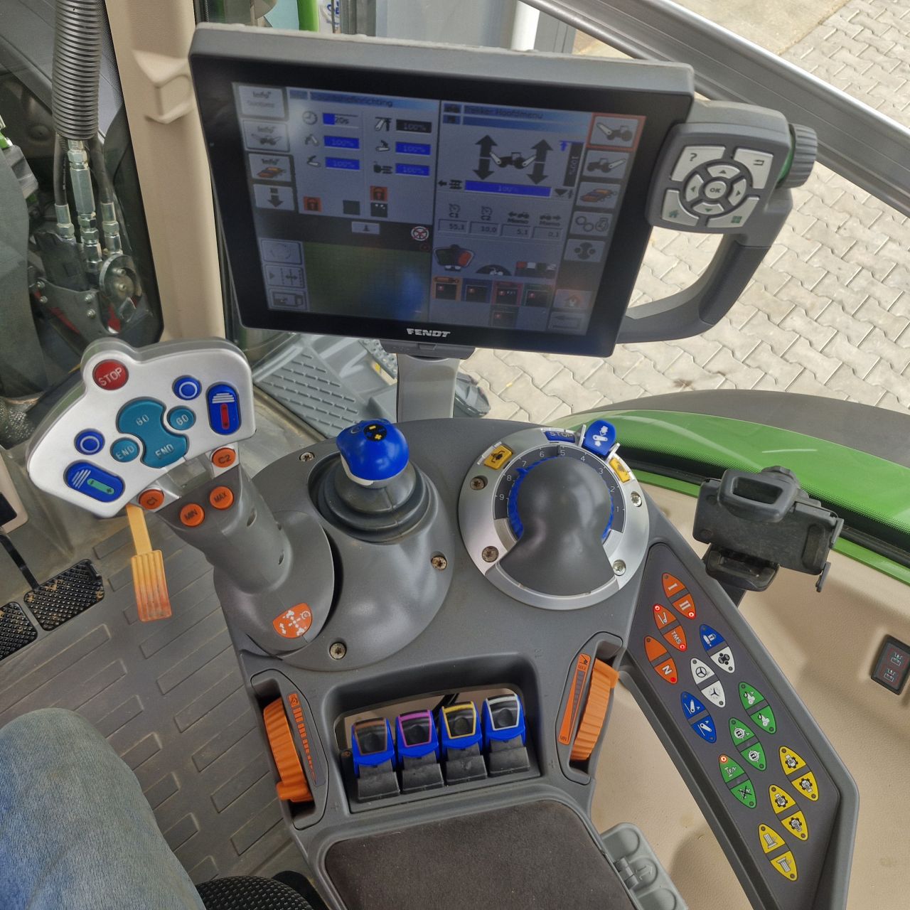 Fendt 514 vario S4 profi plus