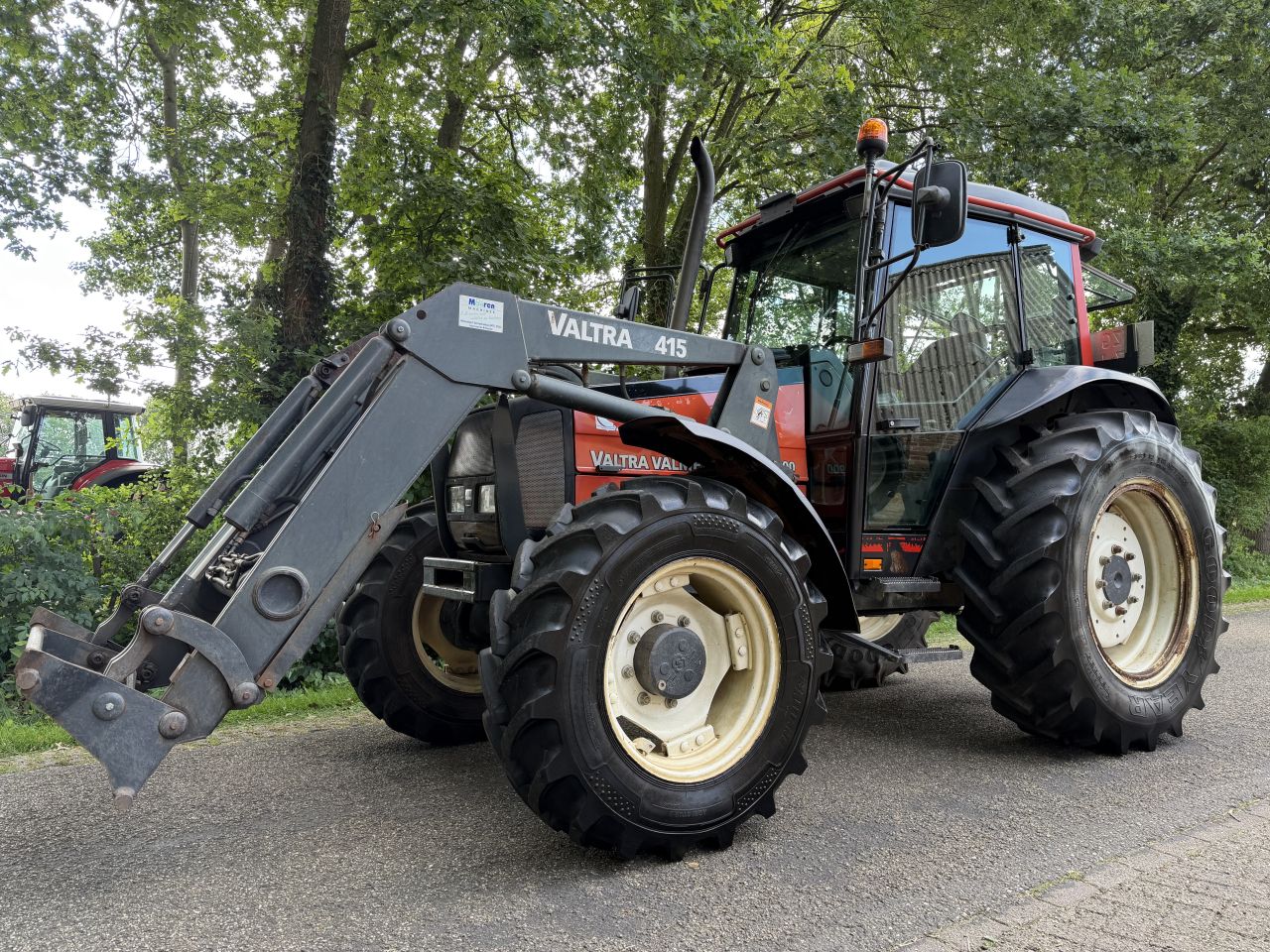 Valtra Valmet 900