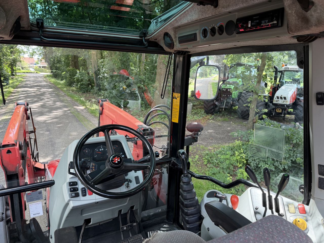 Massey Ferguson 5455 Dyna 4
