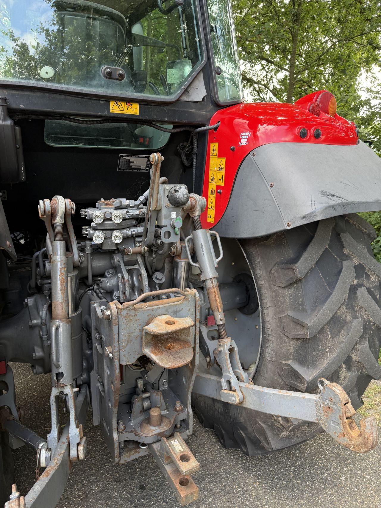 Massey Ferguson 5450 Dyna 4