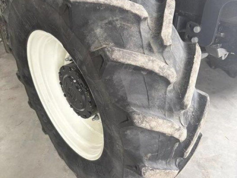 New Holland T 5.105