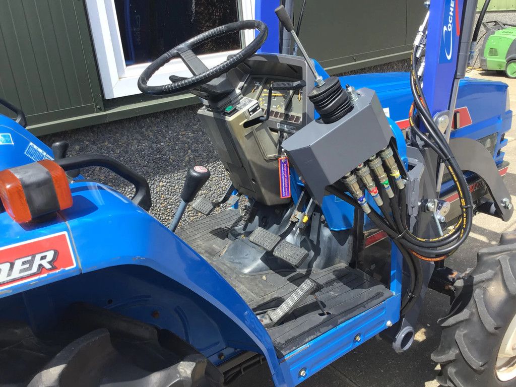 Iseki Mini trekker Iseki TA 247 met voorlader