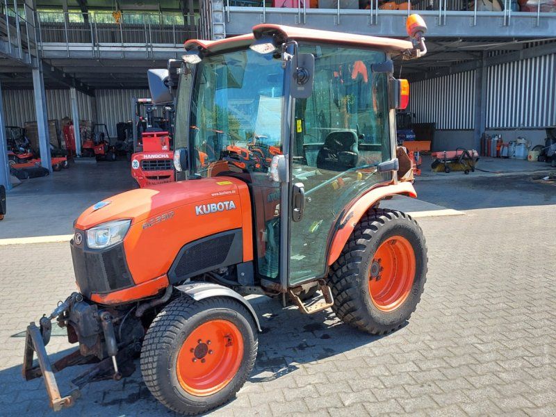 Kubota B2350