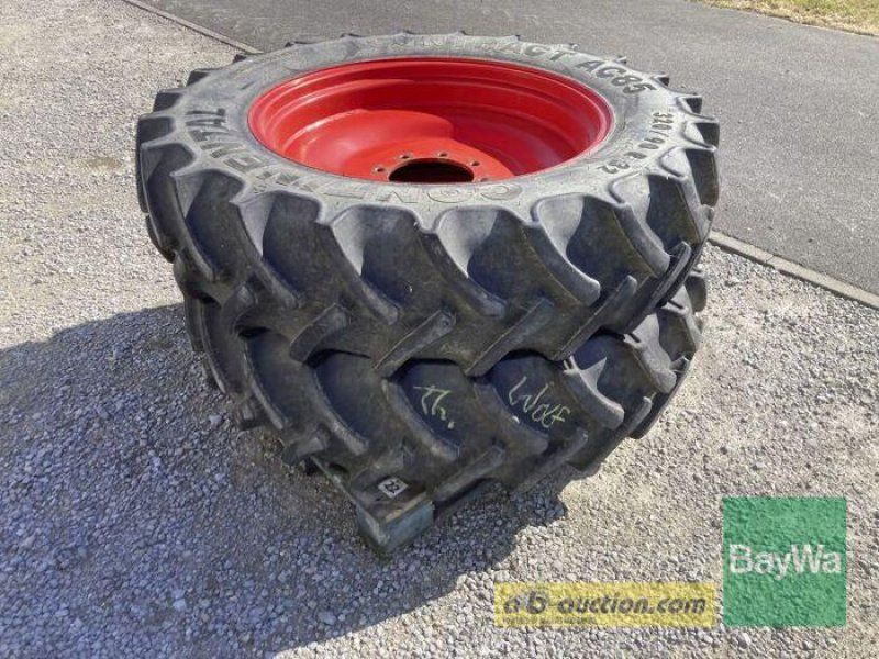 320/90R32 CONTI