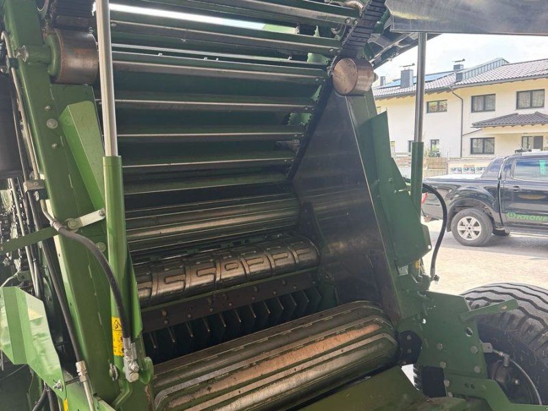 Krone Comprima F 125 XC