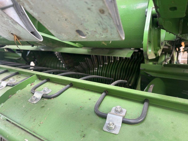 Krone Comprima F 125 XC