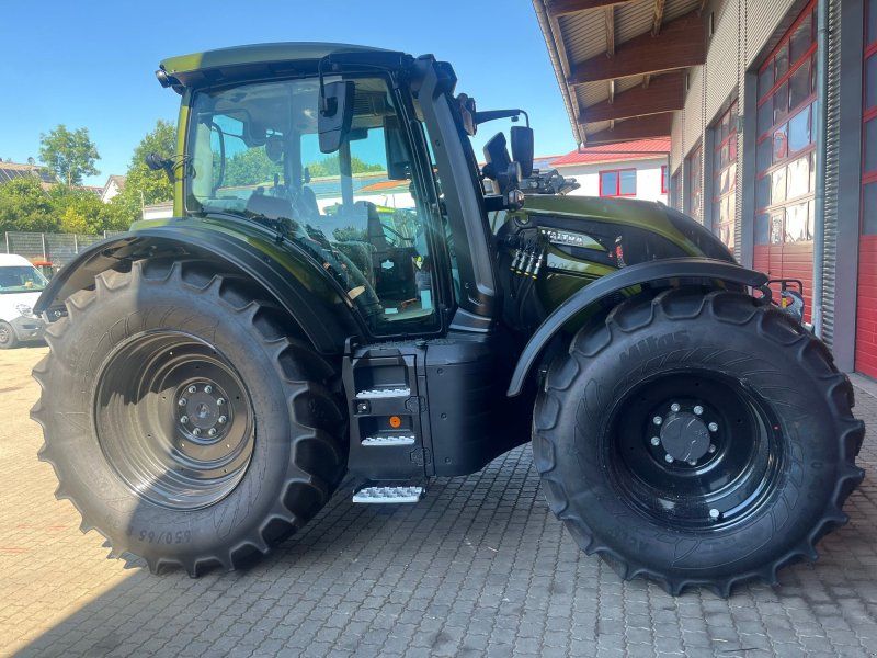 Valtra N 155 A mit Rüfa