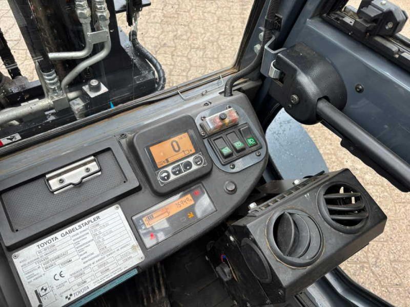 Toyota 40-8FD35N