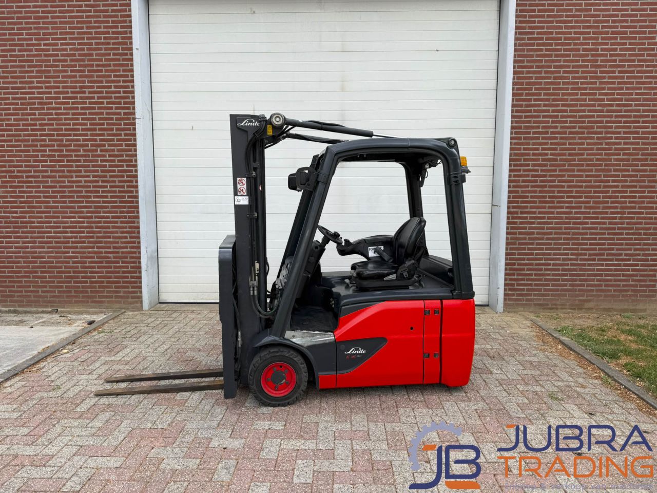 Linde E16-02 Electric Forklift | 2017 | 4065H | 1.6T | 4.6M