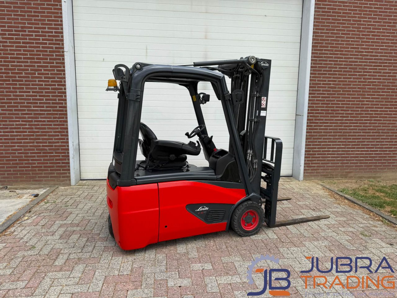 Linde E16-02 Electric Forklift | 2017 | 4065H | 1.6T | 4.6M