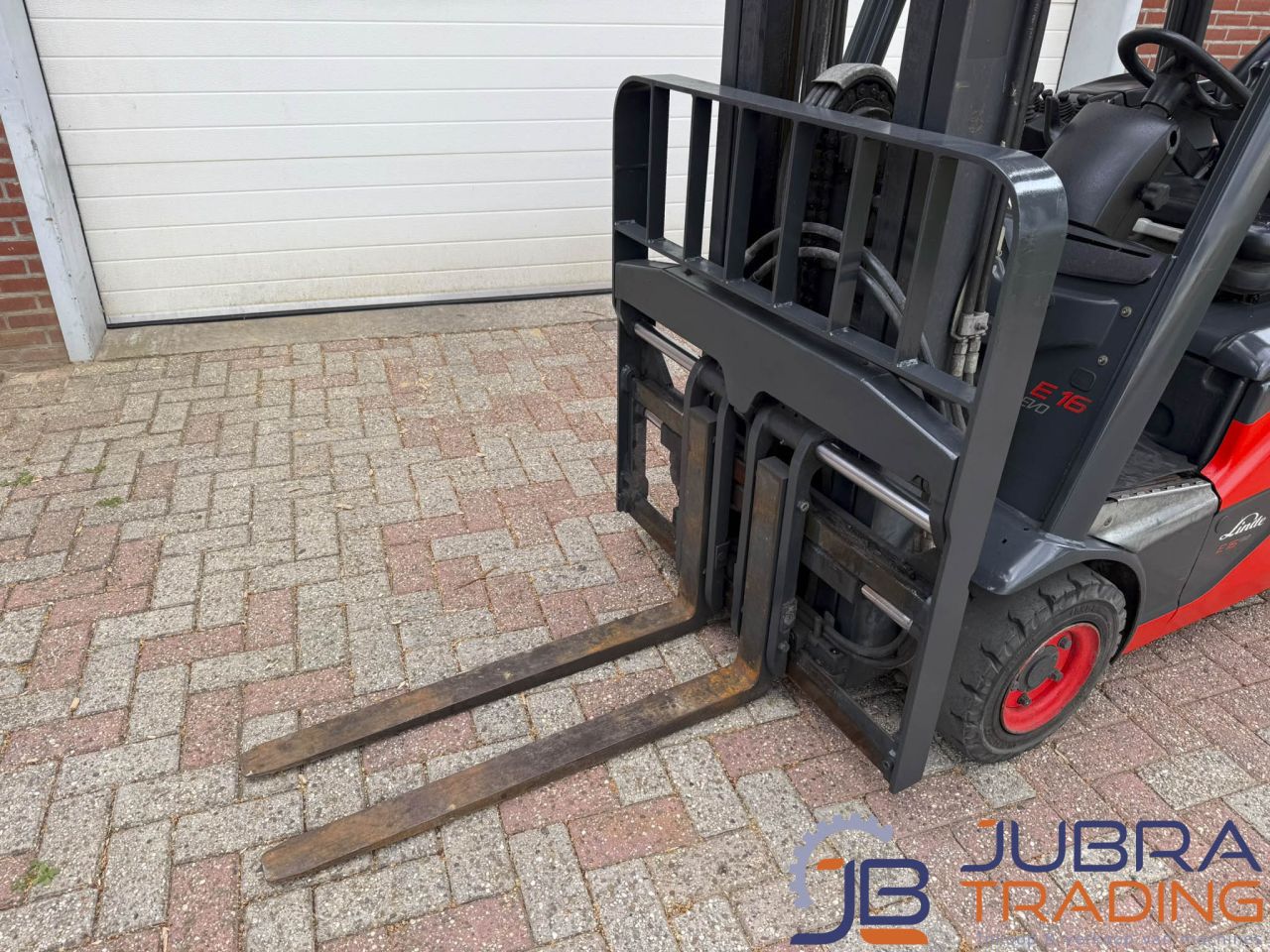 Linde E16-02 Electric Forklift | 2017 | 4065H | 1.6T | 4.6M