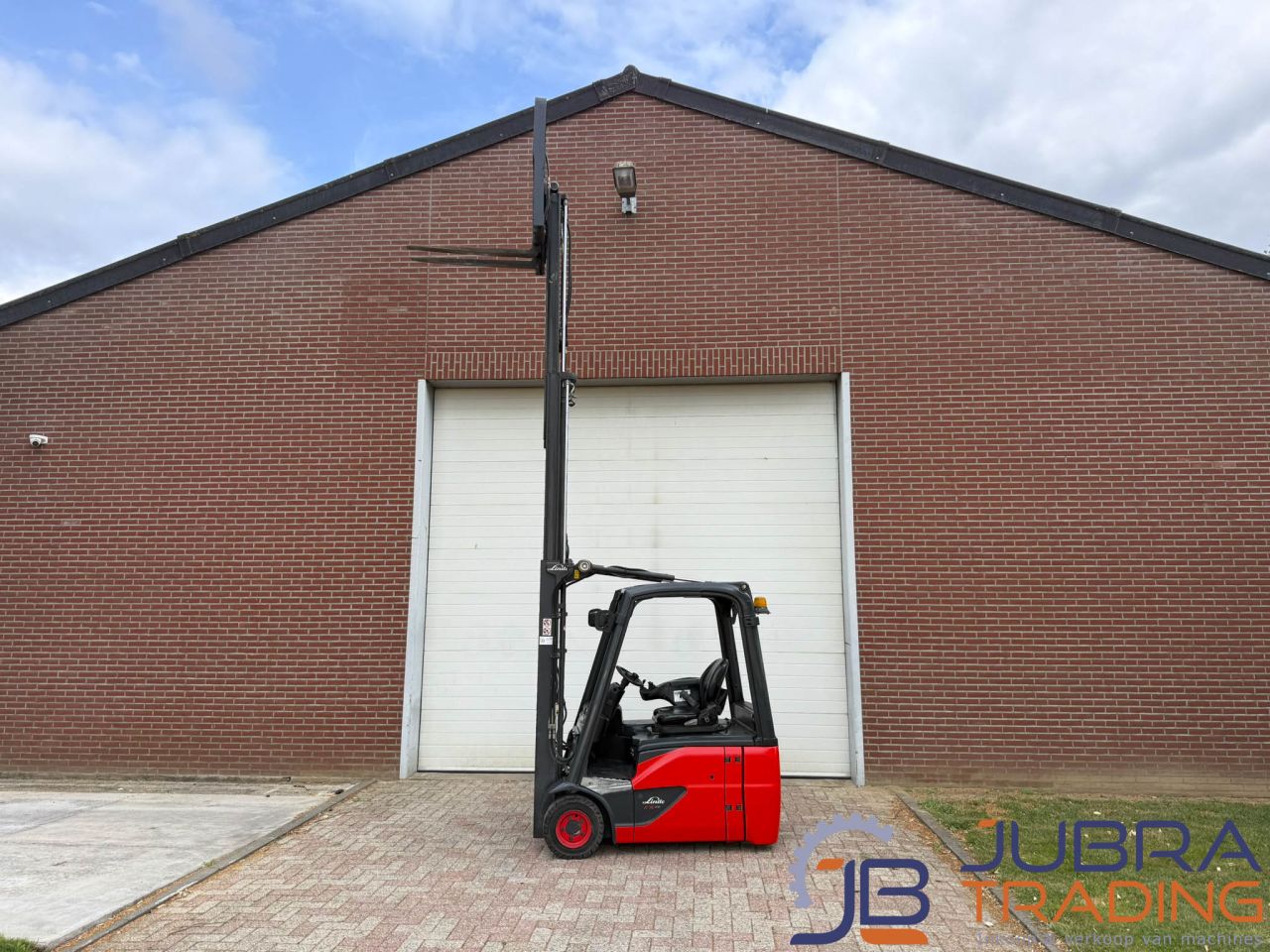 Linde E16-02 Electric Forklift | 2017 | 4065H | 1.6T | 4.6M
