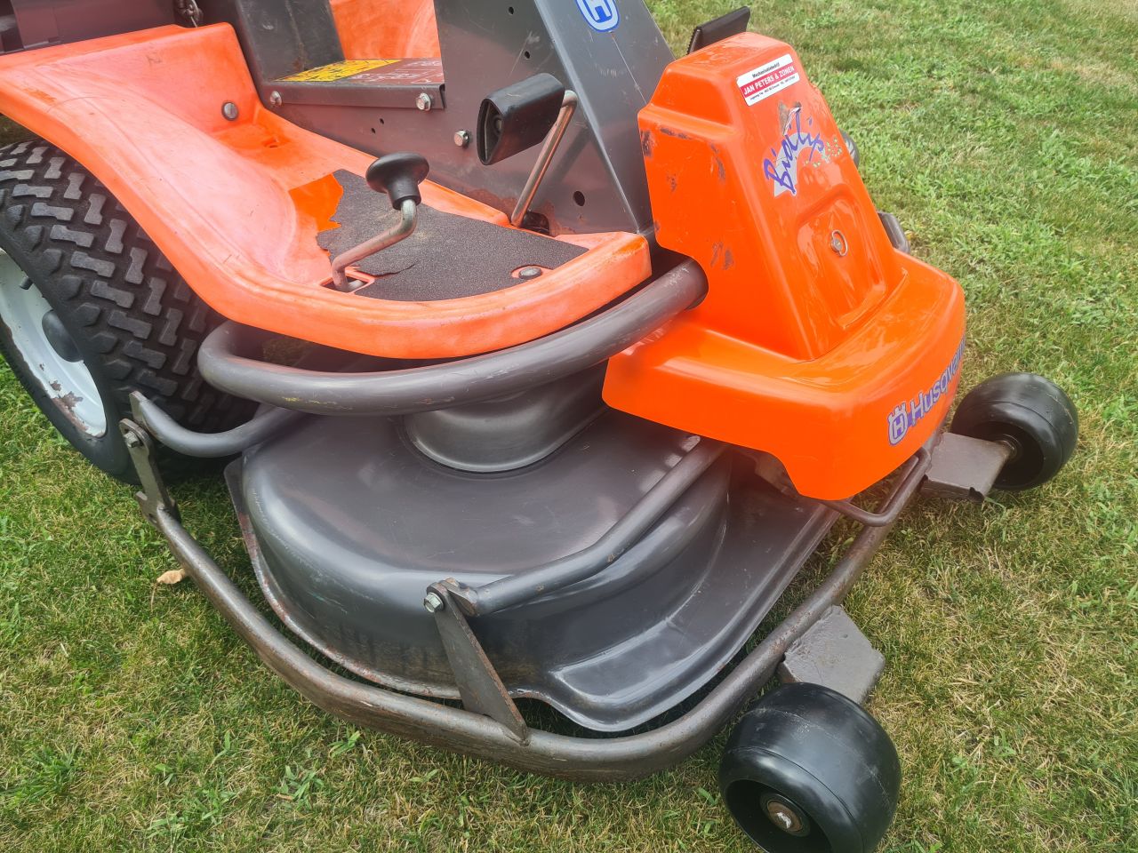 Husqvarna Rider 13 hydrostaat frontmaaier mulch maaier.