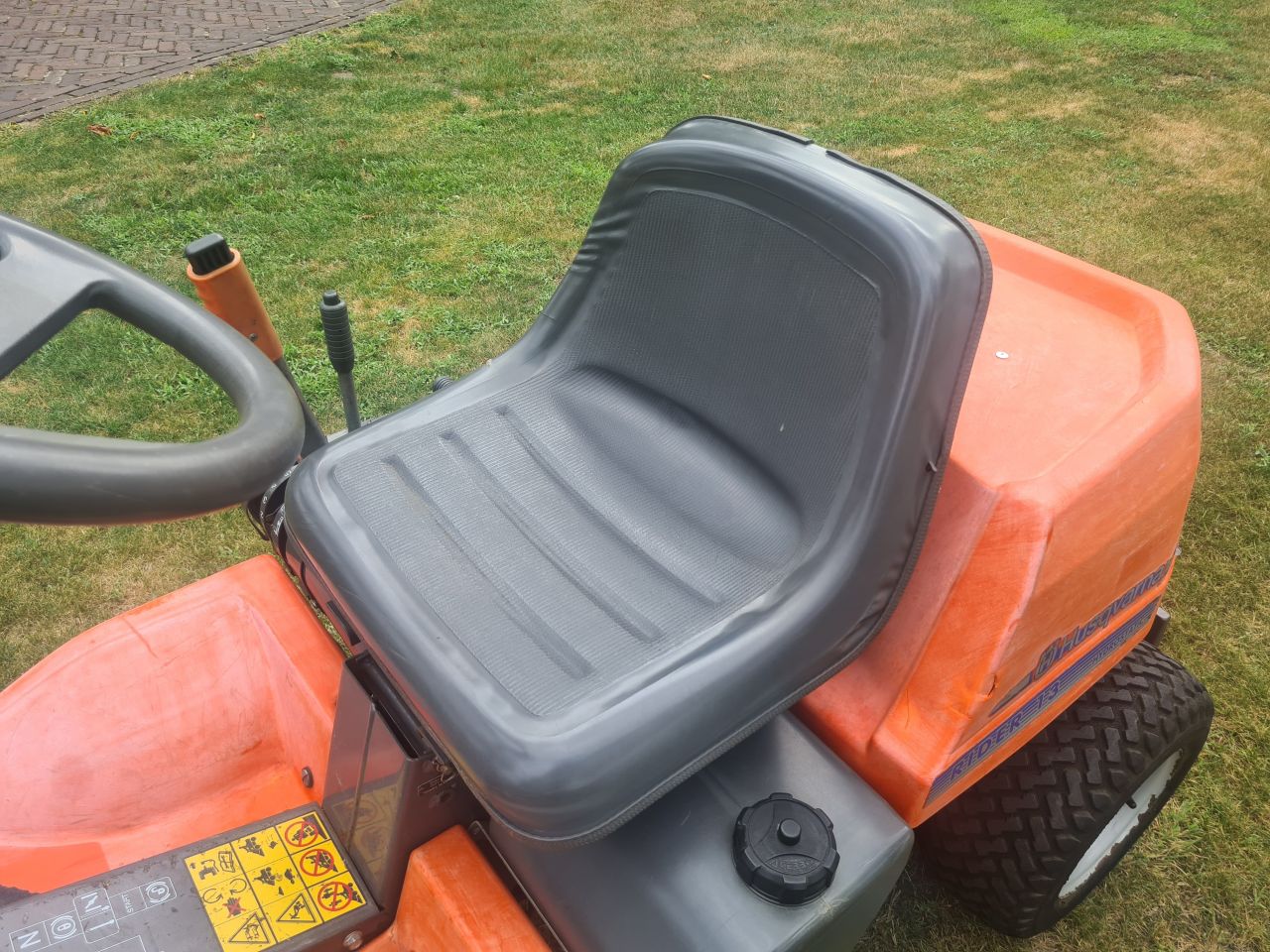 Husqvarna Rider 13 hydrostaat frontmaaier mulch maaier.