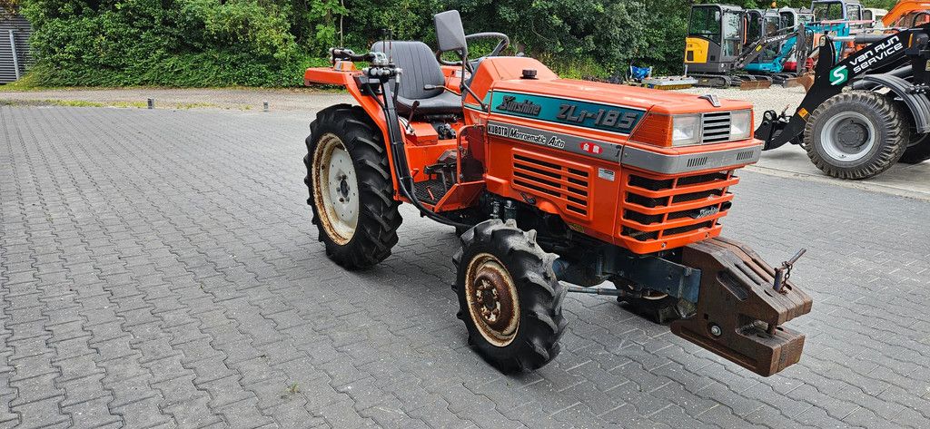 Kubota ZL1 185