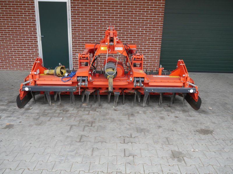 Kverneland Kubota PH 2301 neuwertig