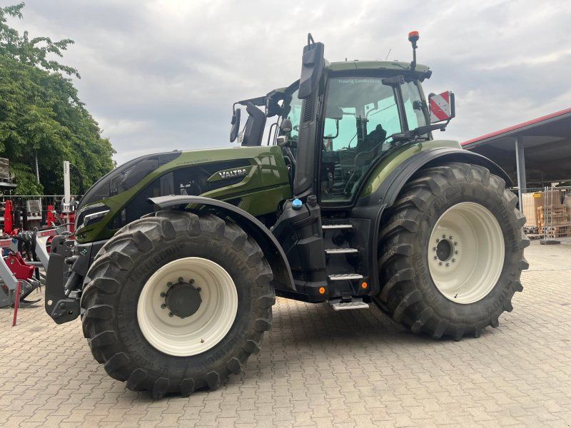 Valtra Q 305