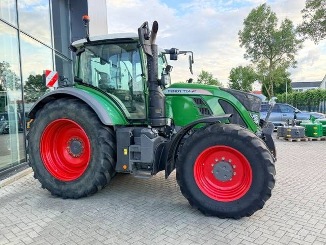 Fendt 724 S4 Profi, 755 uur!