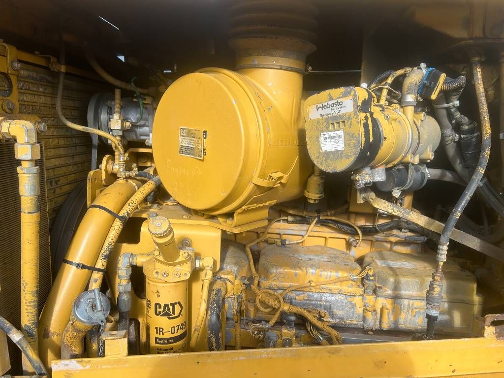 CAT D7R II