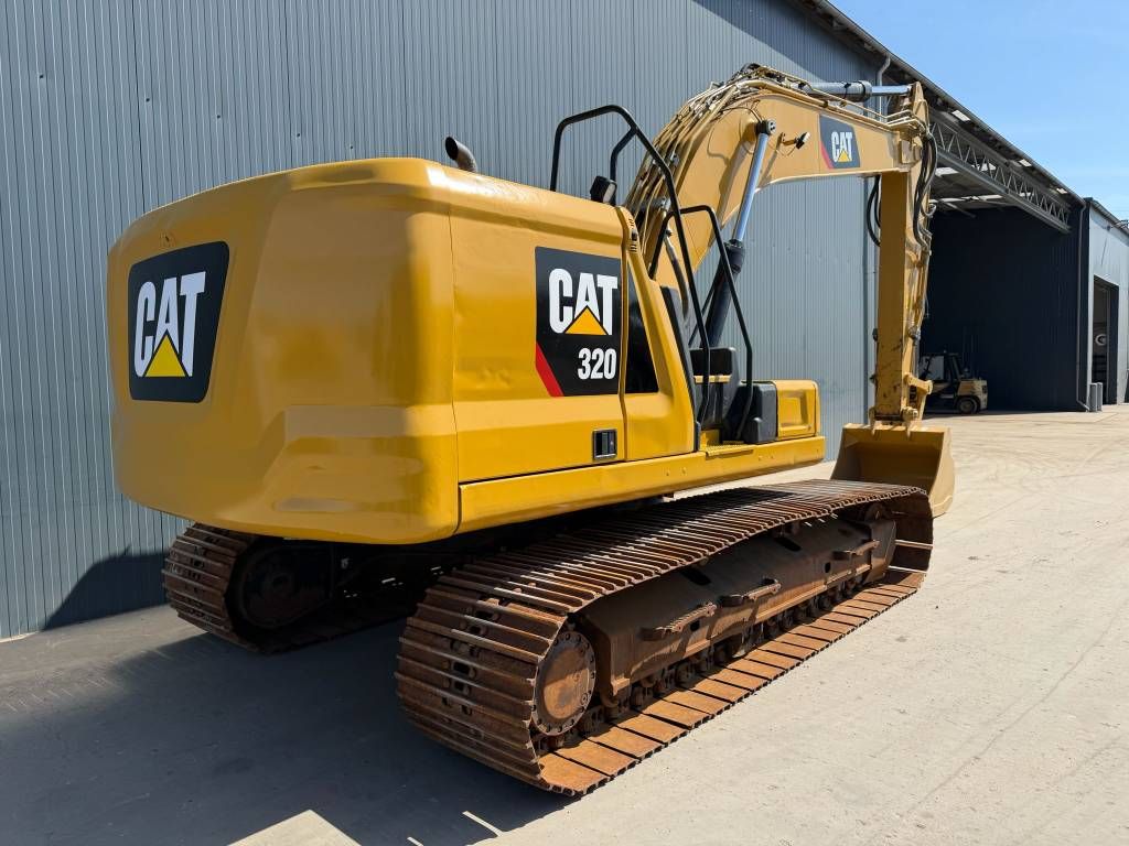 CAT 320 07B