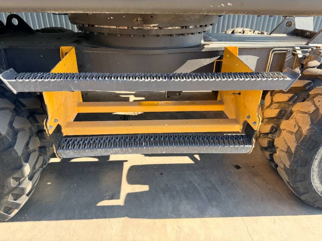 Volvo EW180D