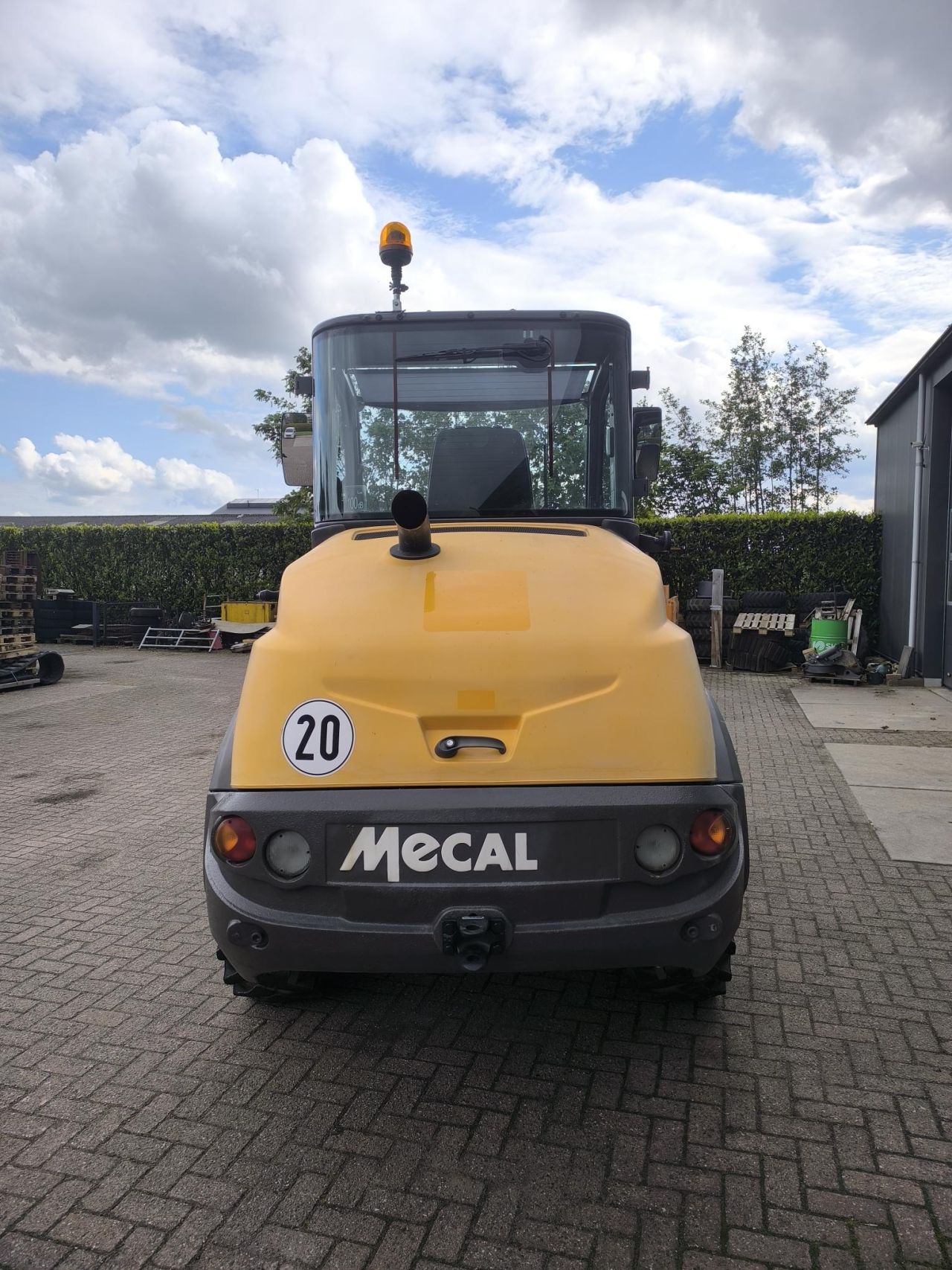 MECALAC AS700