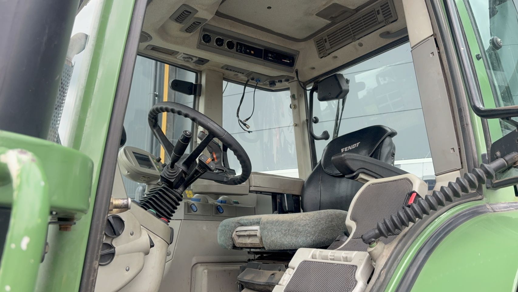 Fendt 820 Vario tms