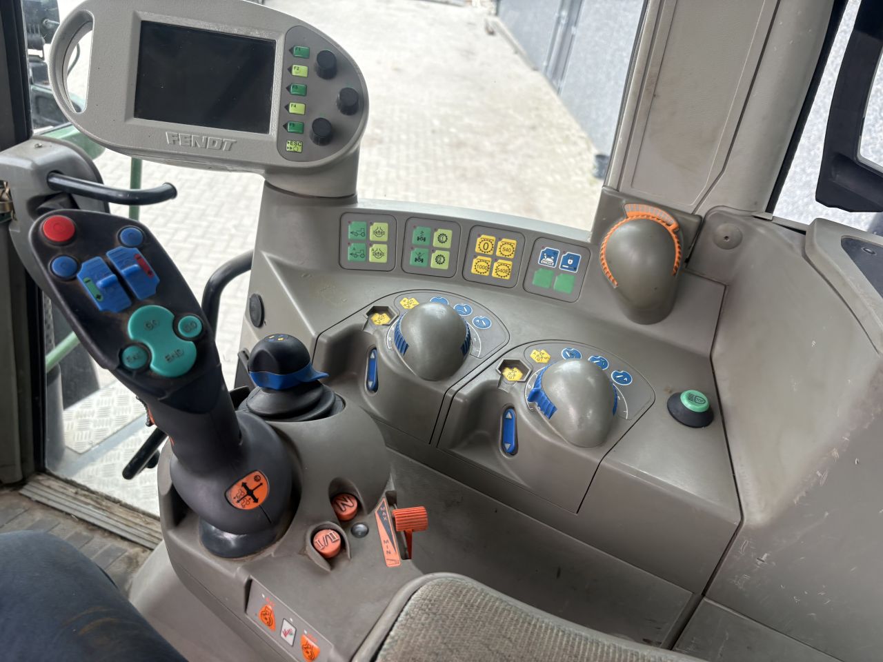 Fendt 820 Vario tms