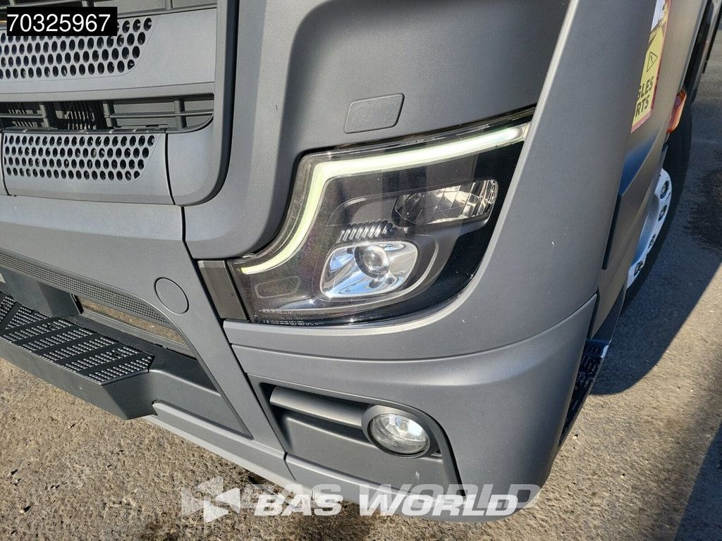 Mercedes Actros 1845 4X2 BigSpace Retarder 2x Tanks Standklima Navi