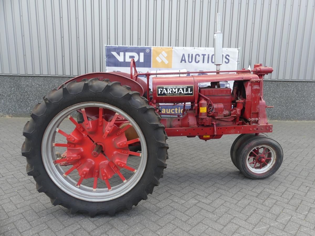 Farmall F 12