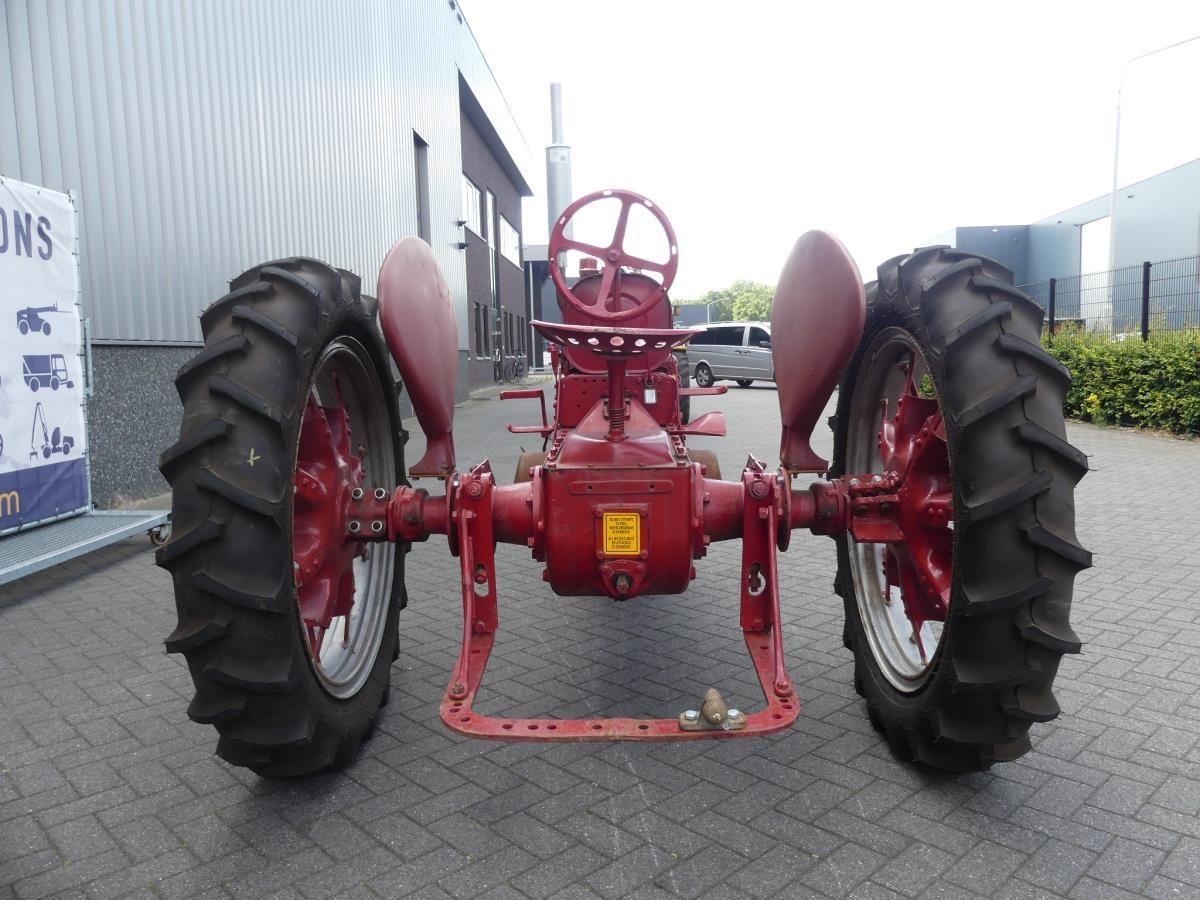 Farmall F 12