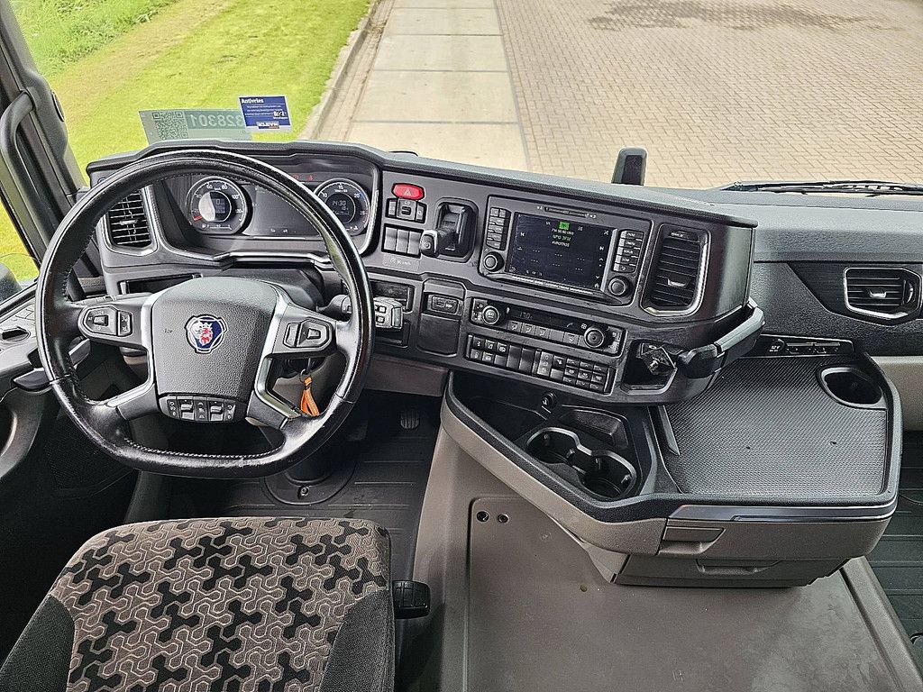 SCANIA R450