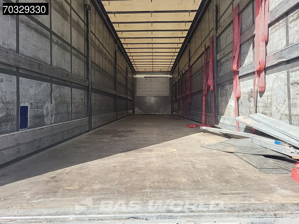 Schmitz SCB*S3T Sliding Roof