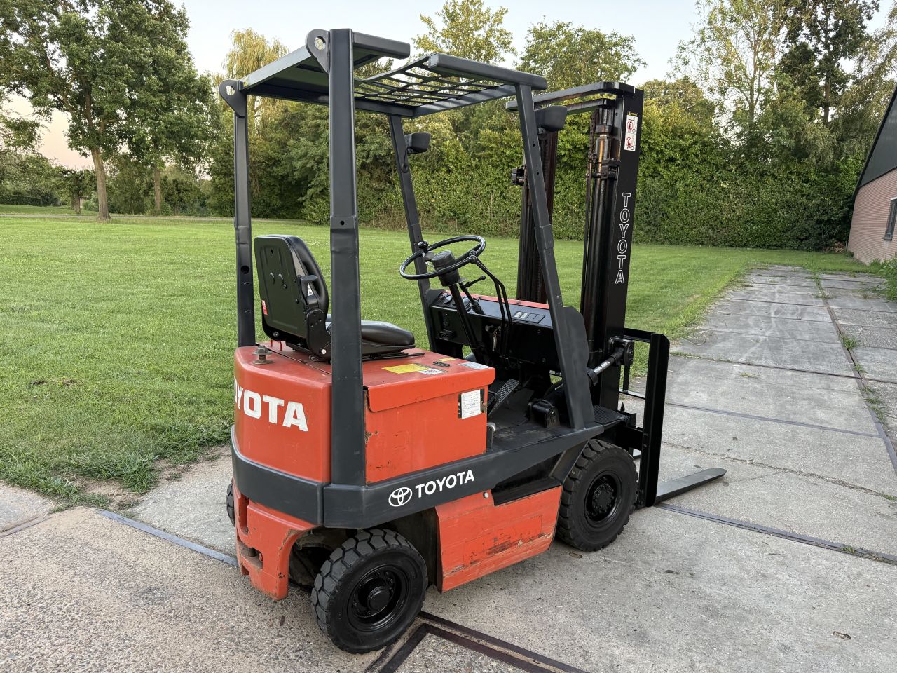 Toyota 1000KG elektrische heftruck - nieuw accupakket !