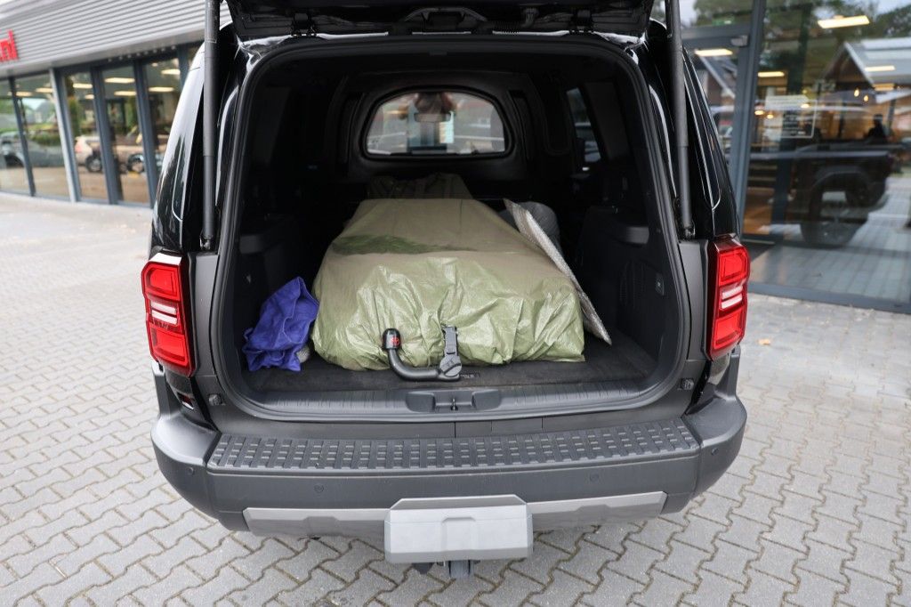 Toyota Landcruiser 250 2.8 D-4D 5DRS PROFESSIONAL A/T VAN
